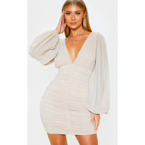 PrettyLittleThing Dresses & Skirts - PRETTYLITTLETHING Mesh Ruched Long Balloon Sleeve Bodycon Mini Dress Sz 6